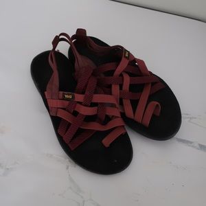 Teva voya strappy sandals
